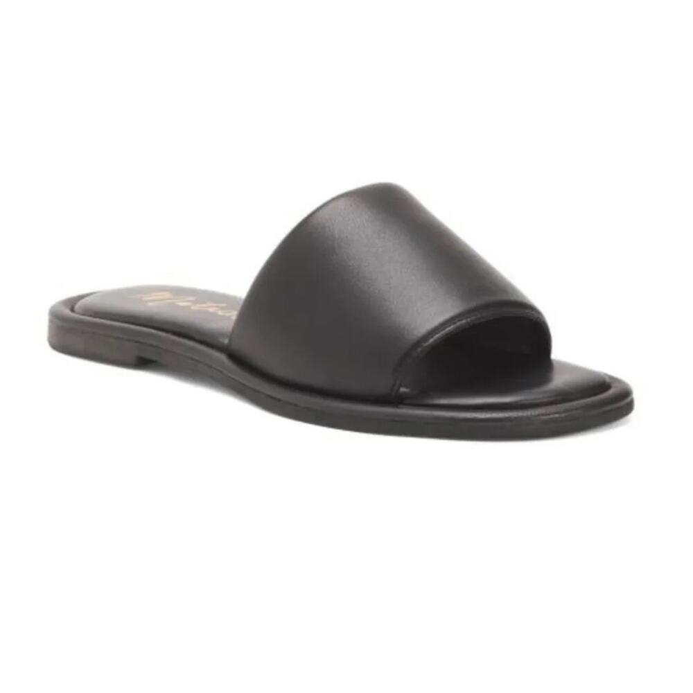 Coconut by Matisse Moonlight Slide Sandal in Black